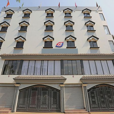 Super Capital O Sai Jagannath Hotell Khandagiri Exteriör bild