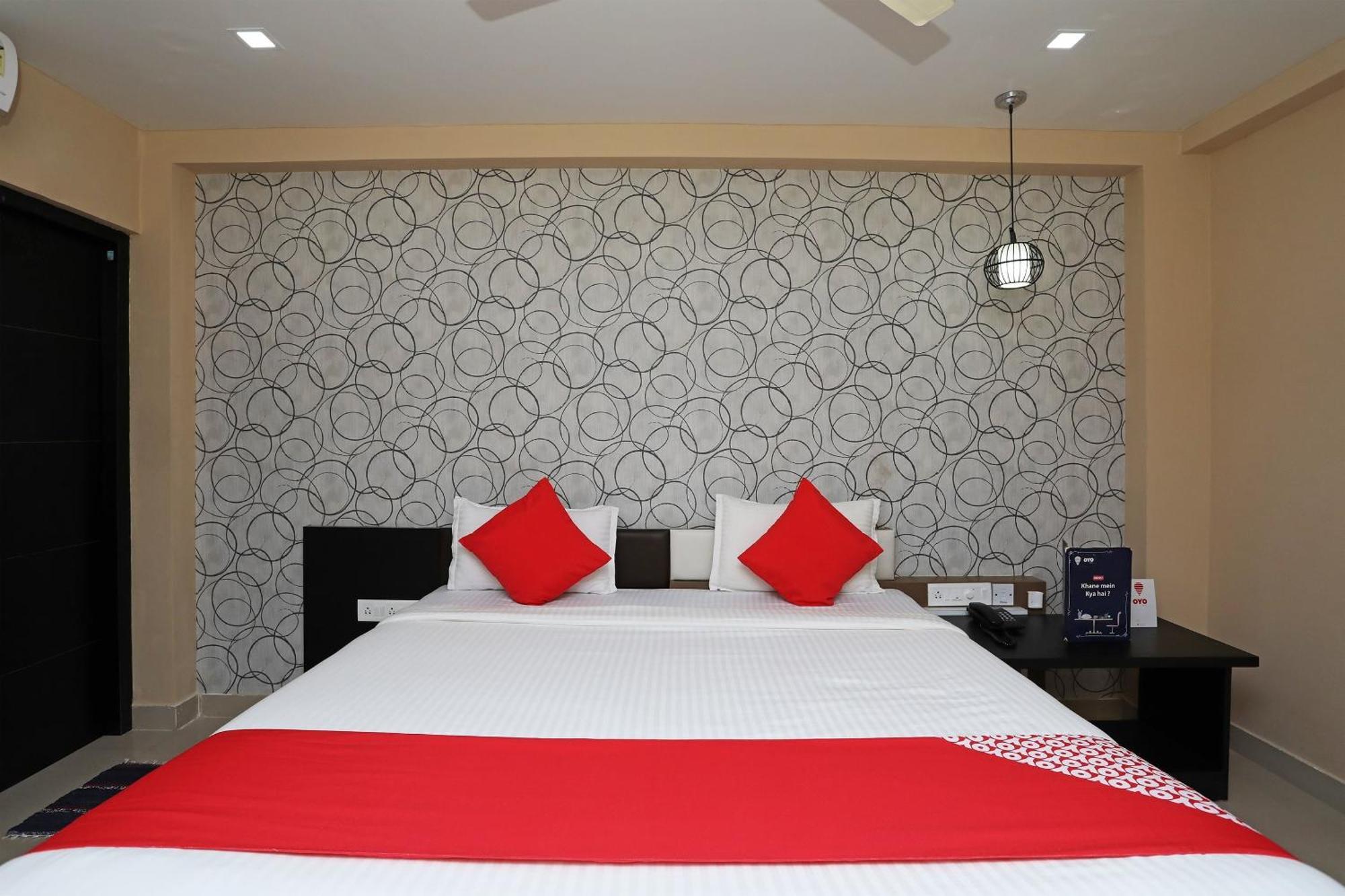 Super Capital O Sai Jagannath Hotell Khandagiri Exteriör bild