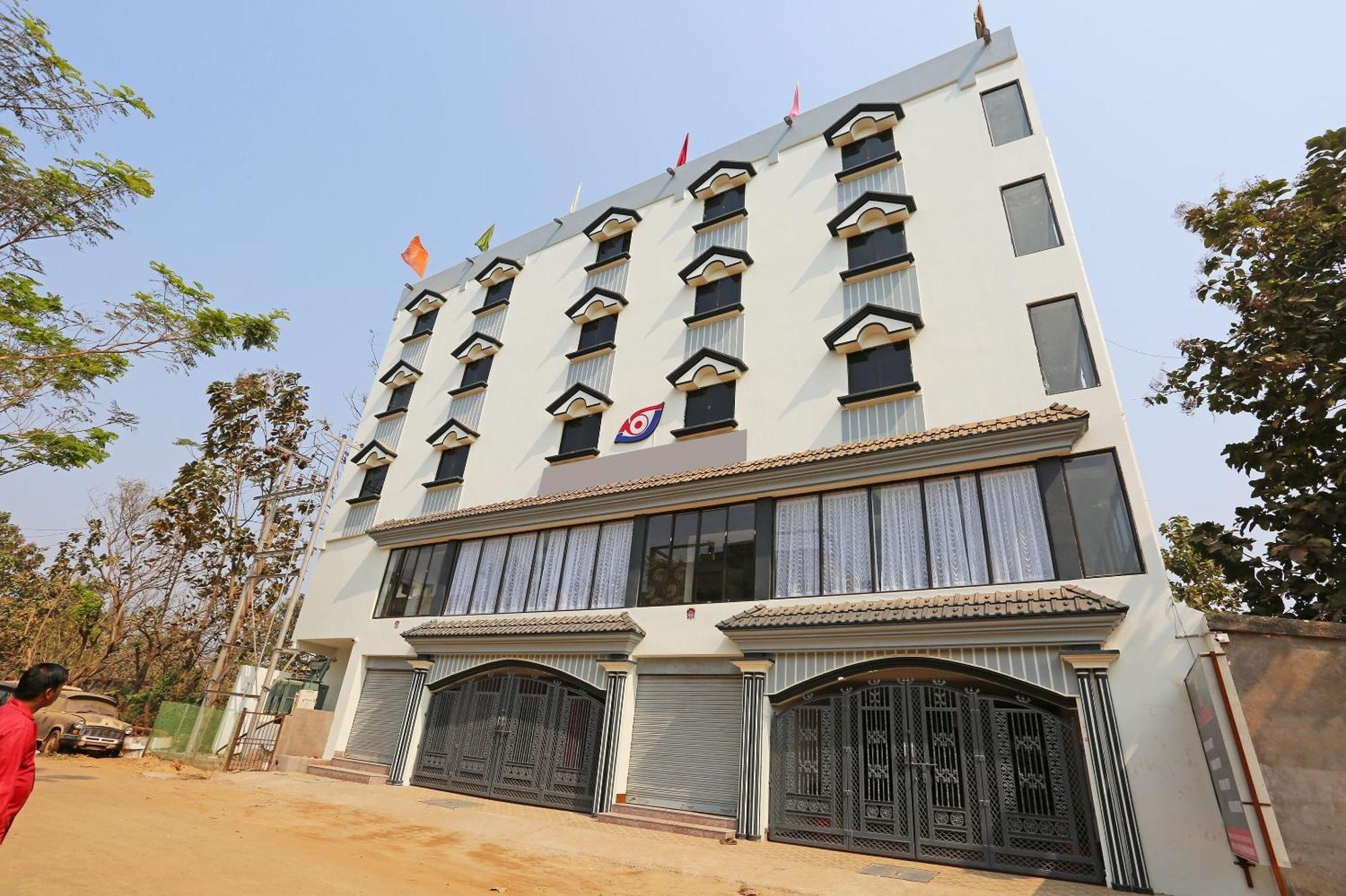 Super Capital O Sai Jagannath Hotell Khandagiri Exteriör bild