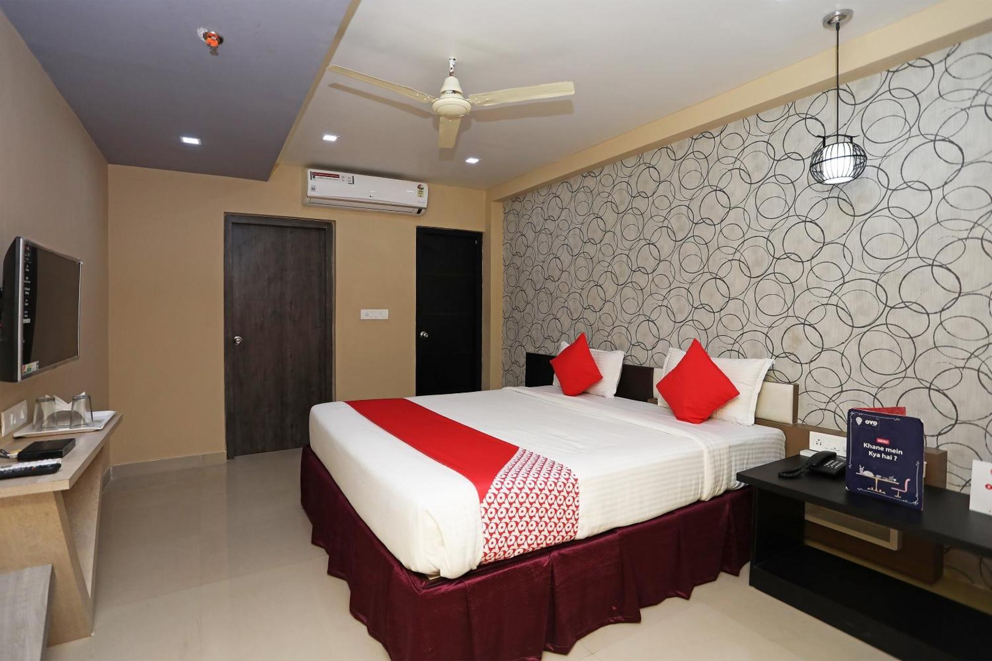 Super Capital O Sai Jagannath Hotell Khandagiri Exteriör bild