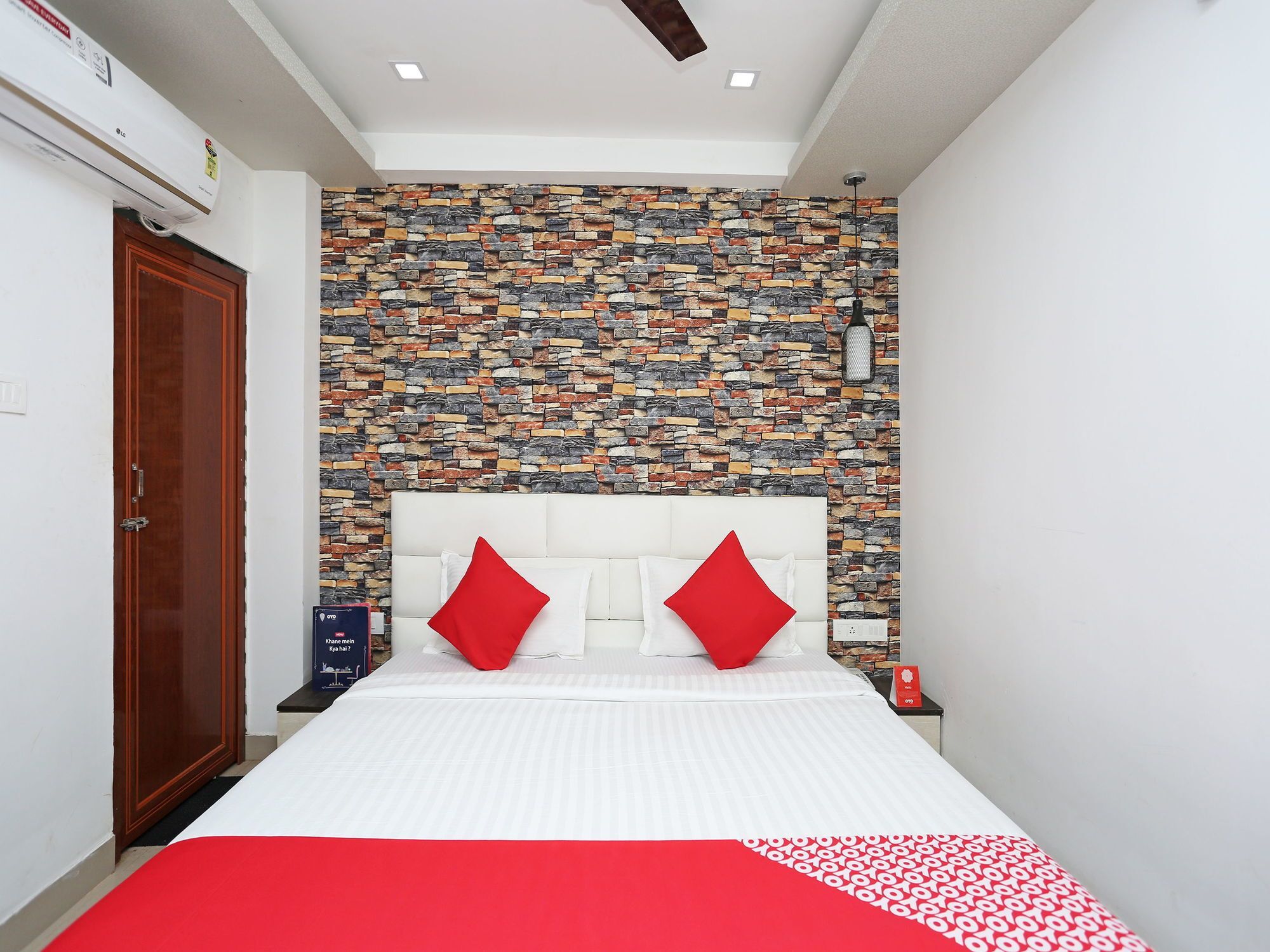 Super Capital O Sai Jagannath Hotell Khandagiri Exteriör bild